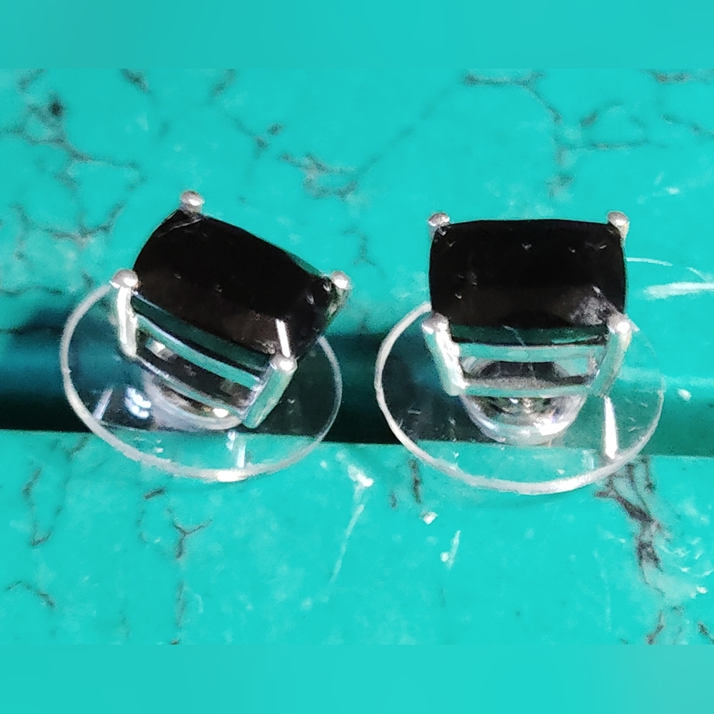 NWT- SHUNGITE -BLACK, EXTRA LONG STUD, STERLING SILVER EARRINGS. HYPOALLERGENIC.